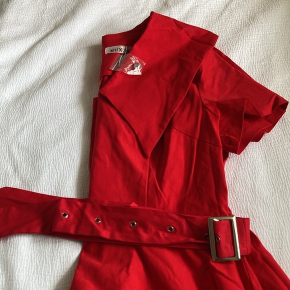 Red Button-Up Dress - Picture 3 of 4